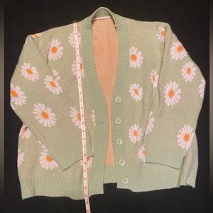 Light Green Flower Cardigan